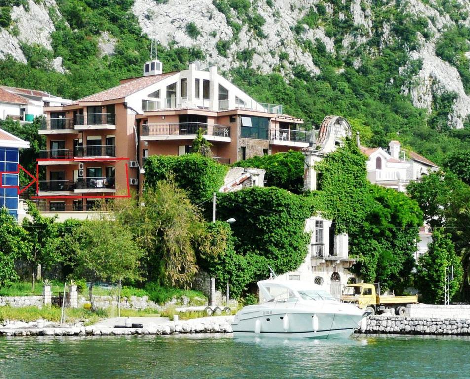 Apartments Coral Cattaro Esterno foto