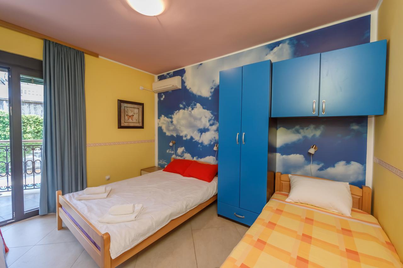 Apartments Coral Cattaro Esterno foto